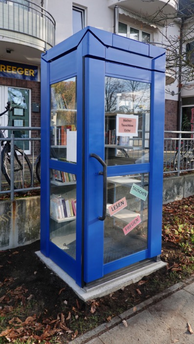 Buechertauschbox Büchertauschbox in Eiche